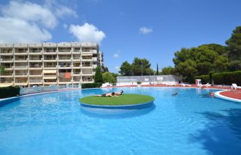 Catalunya 92 Apartment 10 Holiday Home