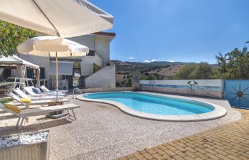 L'Oasi Trilo A7 Apartment 6 Holiday Home