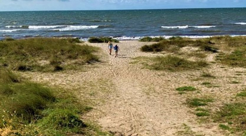 Photo of "Asmine" - 670m from the sea