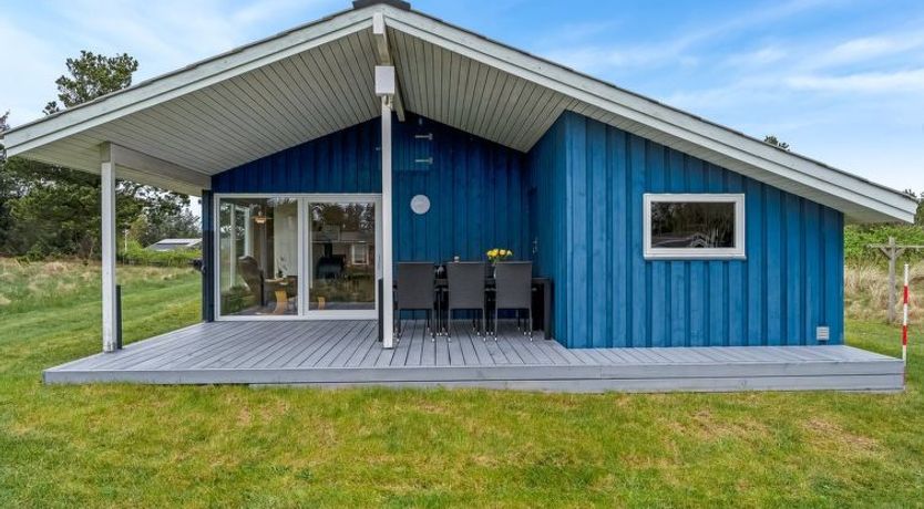 Photo of "Conny" - 350m from the sea