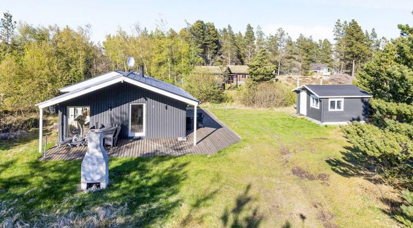 Photo of "Dwerg" - 500m from the sea