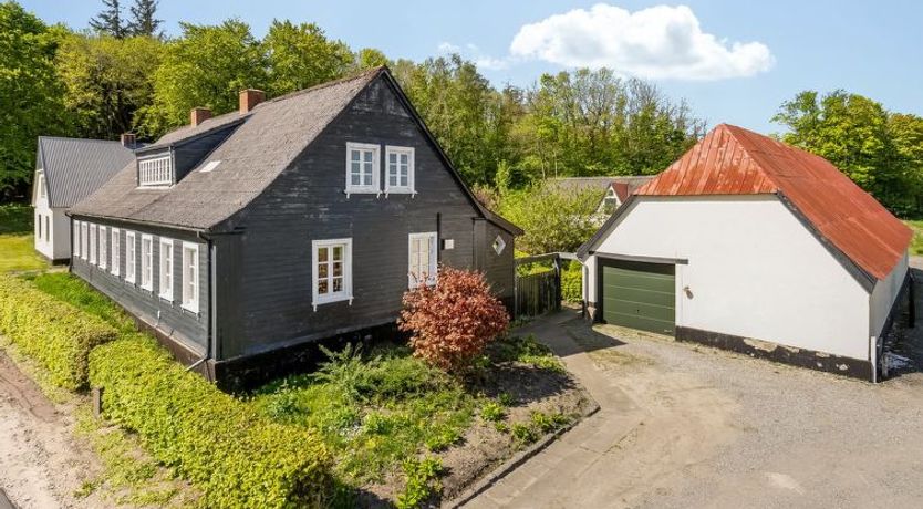 Photo of "Ejnarine" - 600m to the fjord