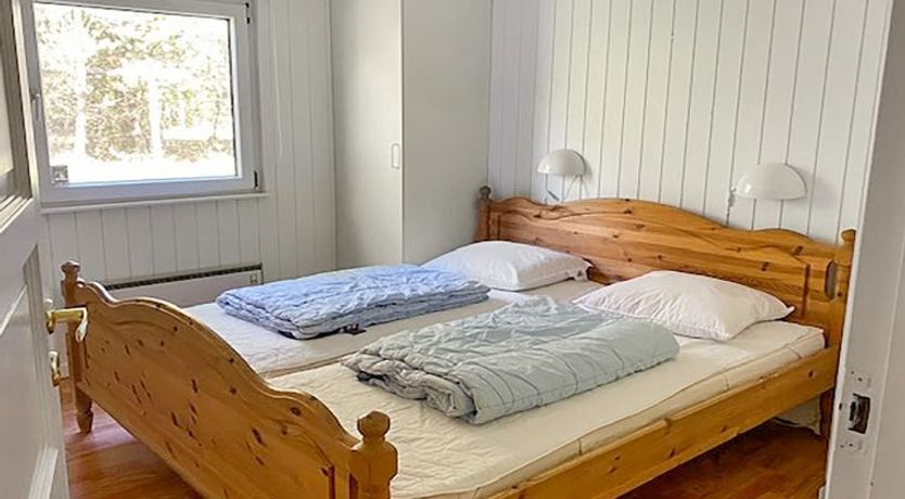 Photo of "Mikaela" - 1km from the sea