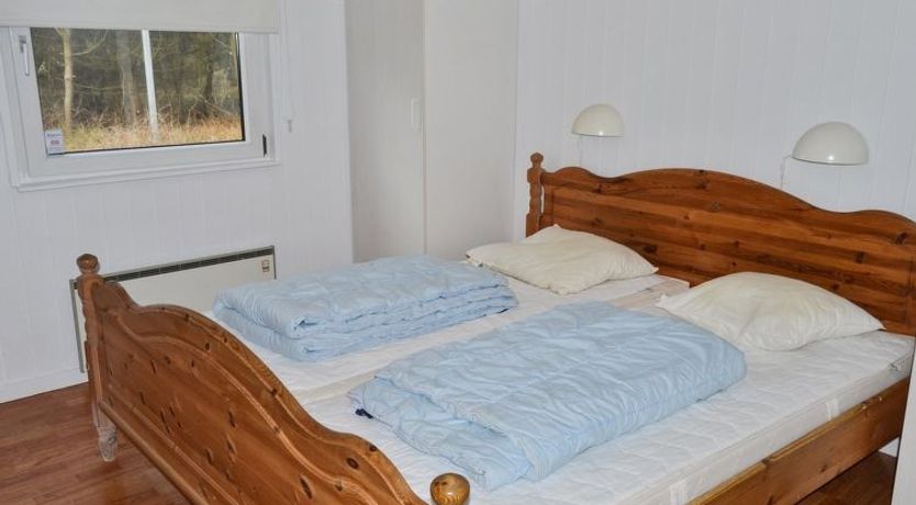 Photo of "Mikaela" - 1km from the sea