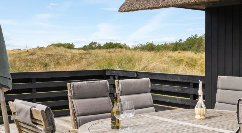 Photo of "Reiko" - 1.5km from the sea