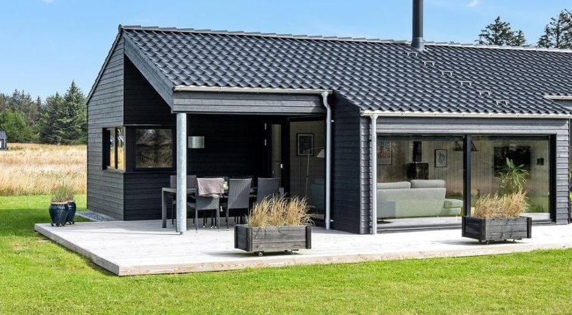 Photo of "Talitha" - 1.5km from the sea