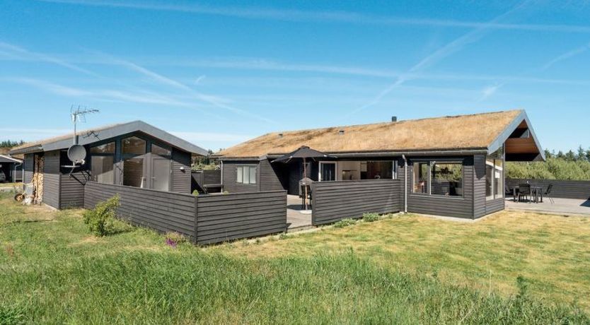 Photo of "Dorothe" - 1.4km from the sea