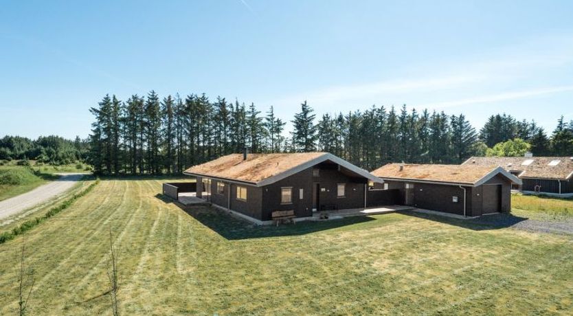 Photo of "Dorothe" - 1.4km from the sea