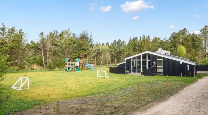 Photo of "Halwarth" - 250m from the sea