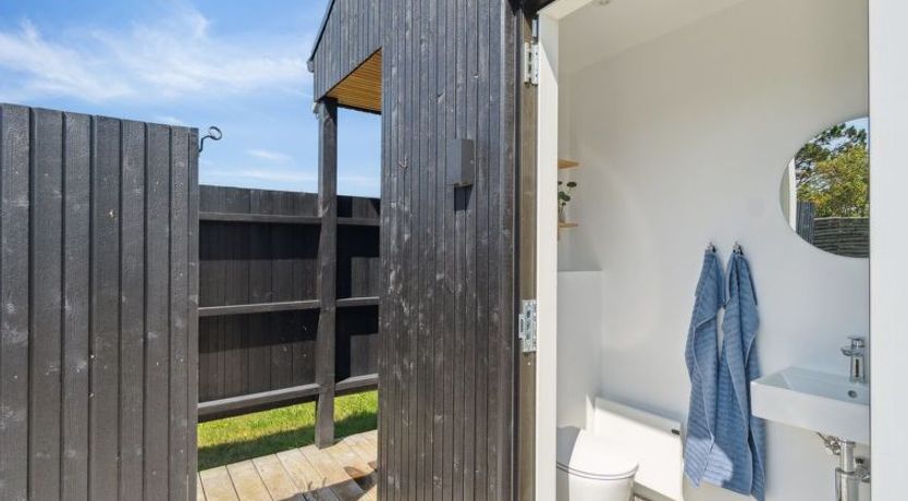 Photo of "Toyah" - 400m from the sea