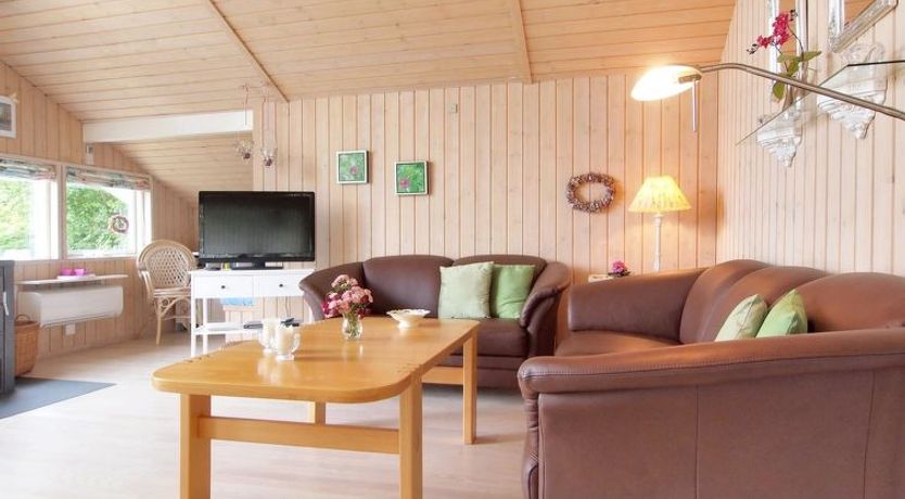 Photo of "Lilia" - 900m from the sea