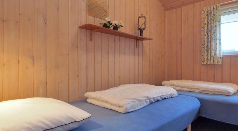 Photo of "Lilia" - 900m from the sea