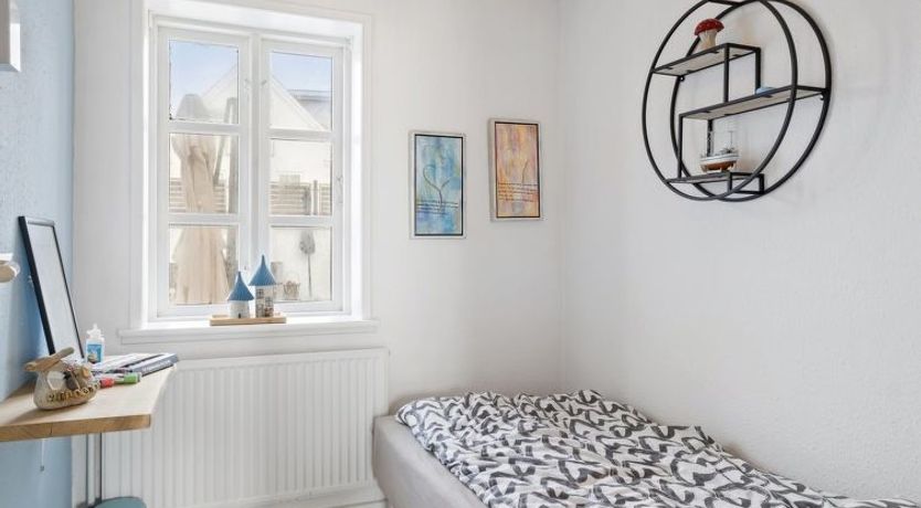 Photo of "Edin" - 100m from the sea