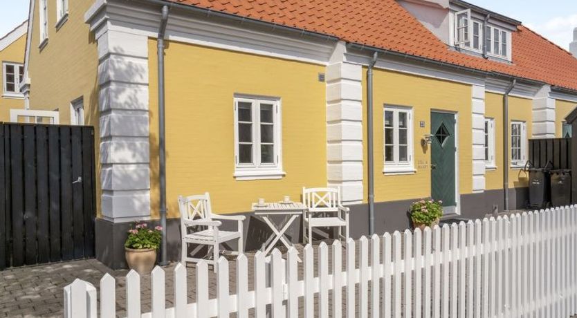 Photo of "Stephie" - 1.1km from the sea