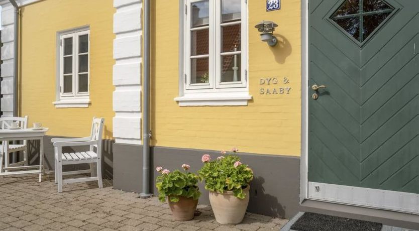 Photo of "Stephie" - 1.1km from the sea