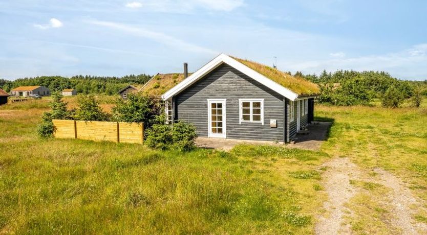 Photo of "Annemie" - 1.8km from the sea