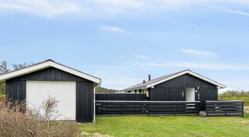 Photo of "Zina" - 600m from the sea