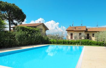 Bardolino Apartment 2 Holiday Home