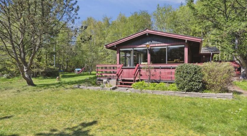 Photo of "Therbern" - 1.7km from the sea