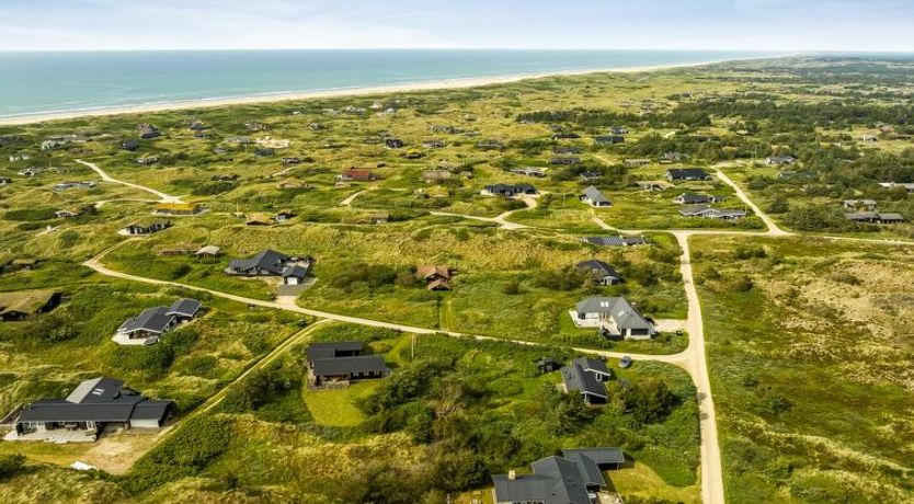 Photo of "Selenia" - 1km from the sea