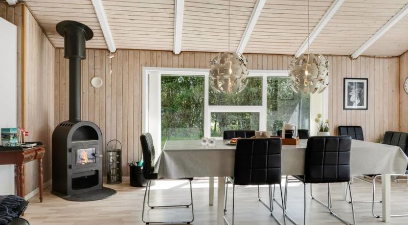 Photo of "Aja" - 900m from the sea