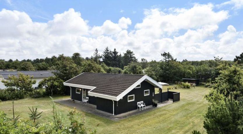 Photo of "Gita" - 2.2km from the sea