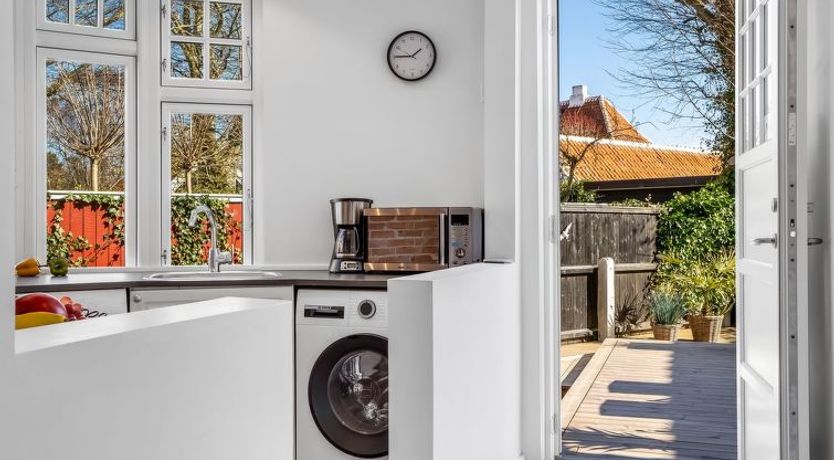 Photo of "Yorick" - 300m from the sea