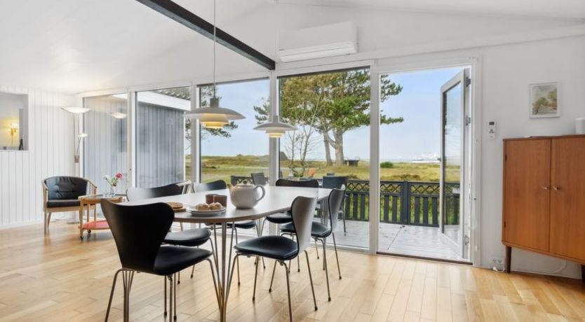 Photo of "Djuna" - 200m from the sea