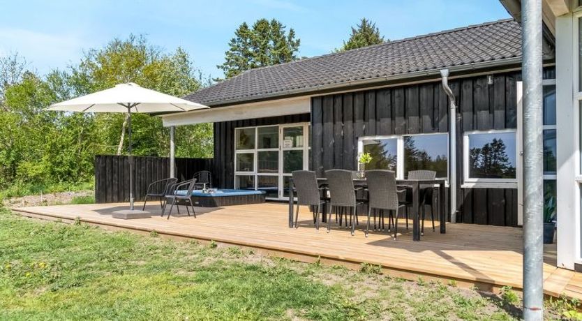 Photo of "Nayati" - 2km from the sea