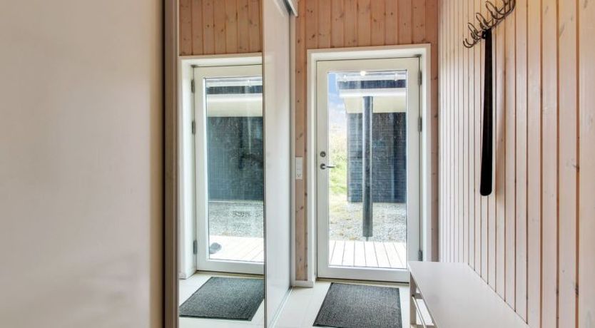 Photo of "Othinkarl" - 100m from the sea