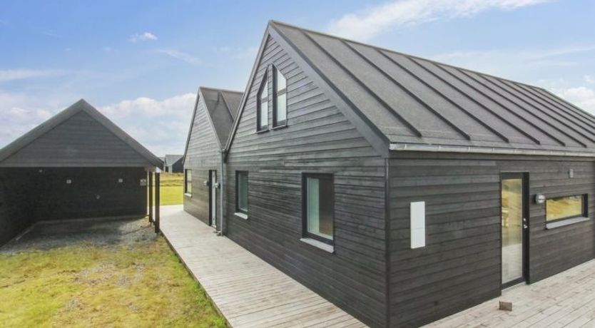 Photo of "Othinkarl" - 100m from the sea