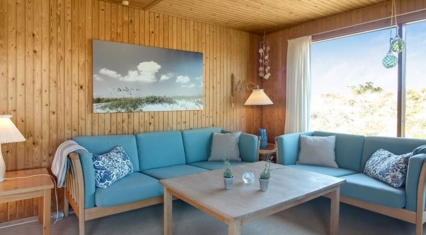 Photo of "Mira" - 375m from the sea