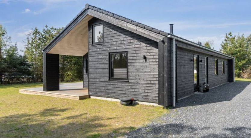 Photo of "Skakke" - 900m from the sea