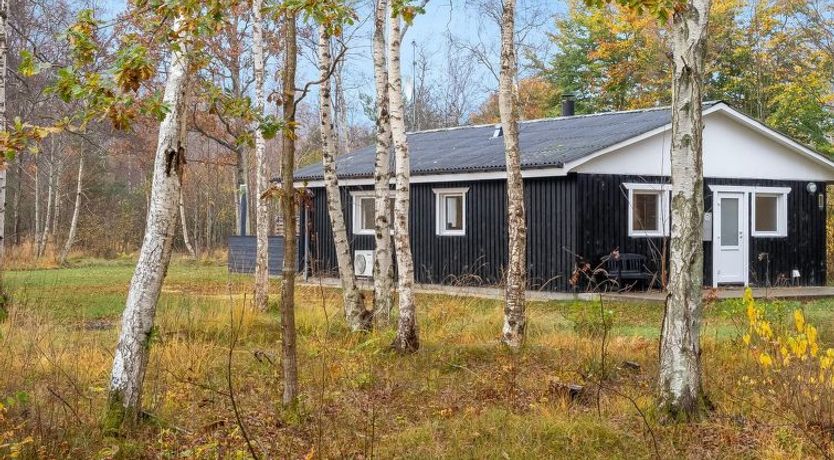 Photo of "Lonneke" - 800m from the sea