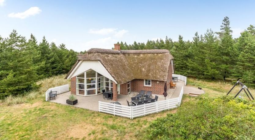 Photo of "Ronna" - 2.2km from the sea