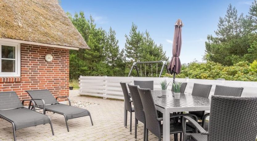 Photo of "Ronna" - 2.2km from the sea