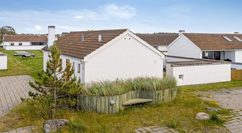 Photo of "Leny" - 900m from the sea