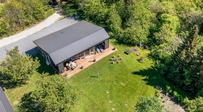 Photo of "Melina" - 900m to the fjord