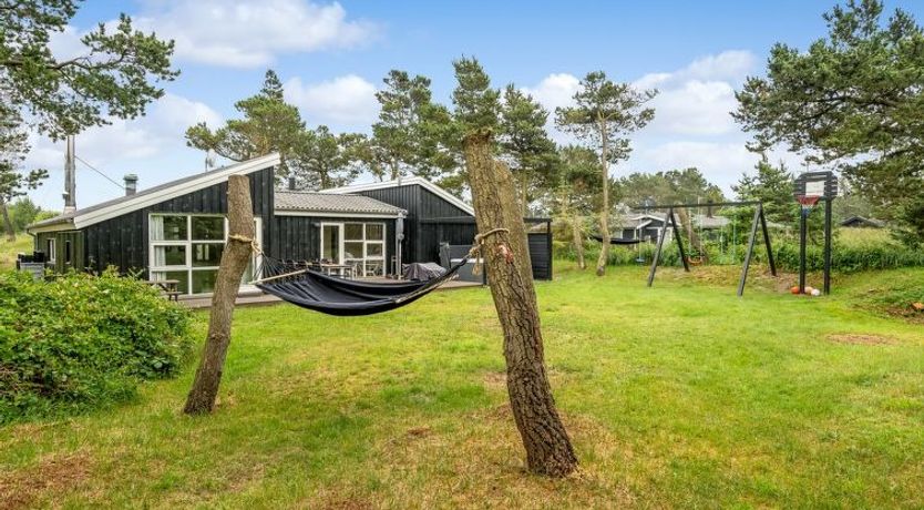 Photo of "Adrienne" - 240m from the sea