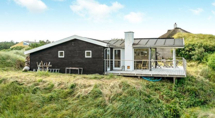 Photo of "Josten" - 500m from the sea