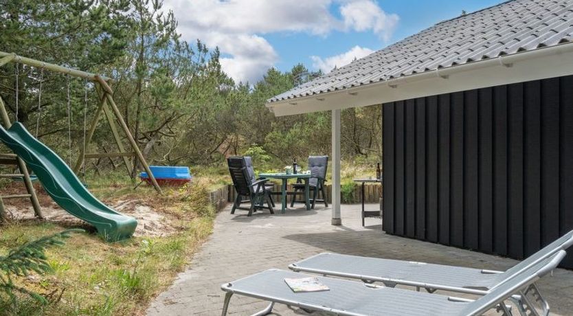 Photo of "Jannick" - 1.5km from the sea