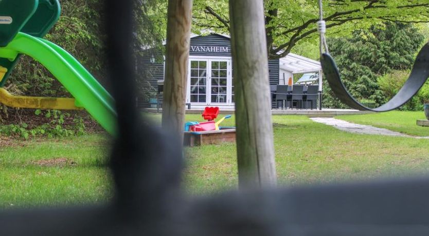 Photo of "Astrid" - 875m from the sea