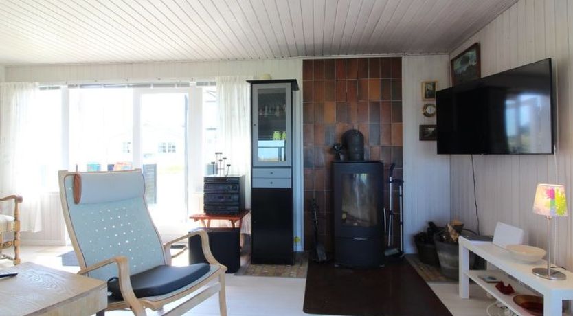 Photo of "Ellynor" - 200m from the sea