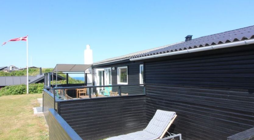 Photo of "Ellynor" - 200m from the sea