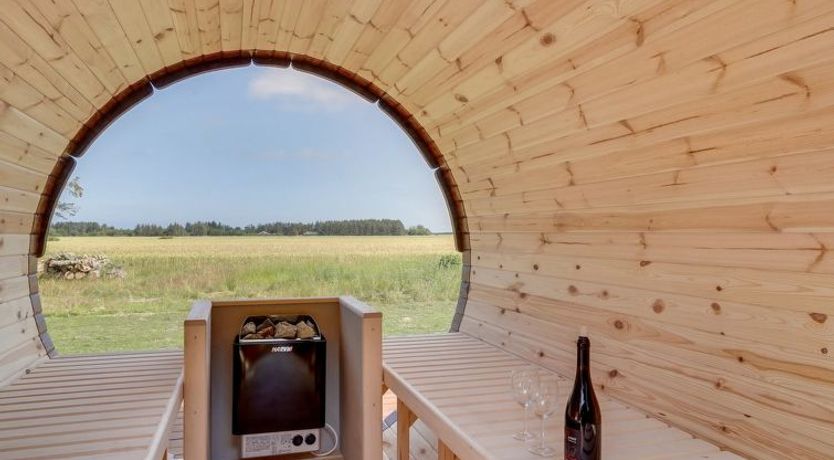 Photo of "Moreen" - 1.5km from the sea