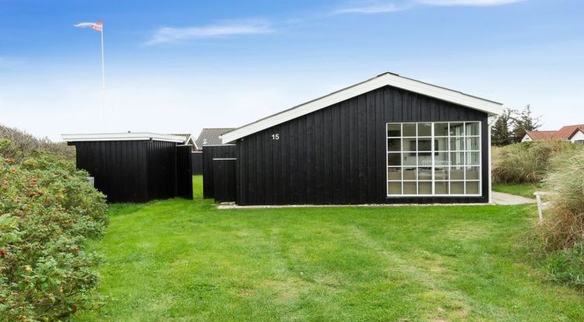 Photo of "Wiebke" - 200m from the sea