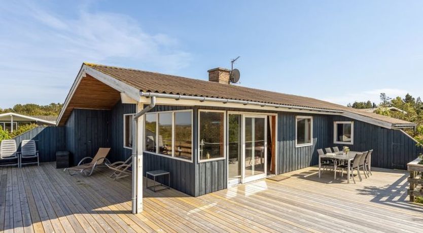 Photo of "Frender" - 150m from the sea