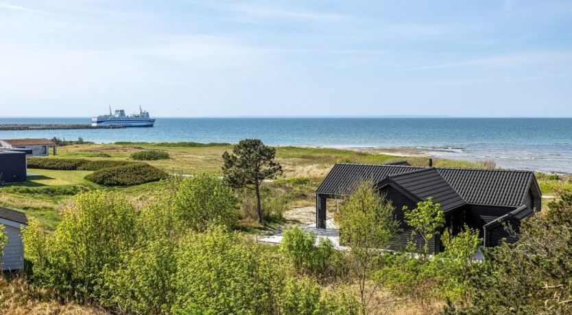 Photo of "Frender" - 150m from the sea