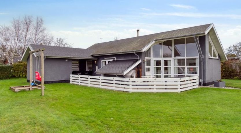 Photo of "Thrugels" - 600m from the sea