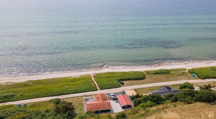 Photo of "Arnwith" - 20m from the sea